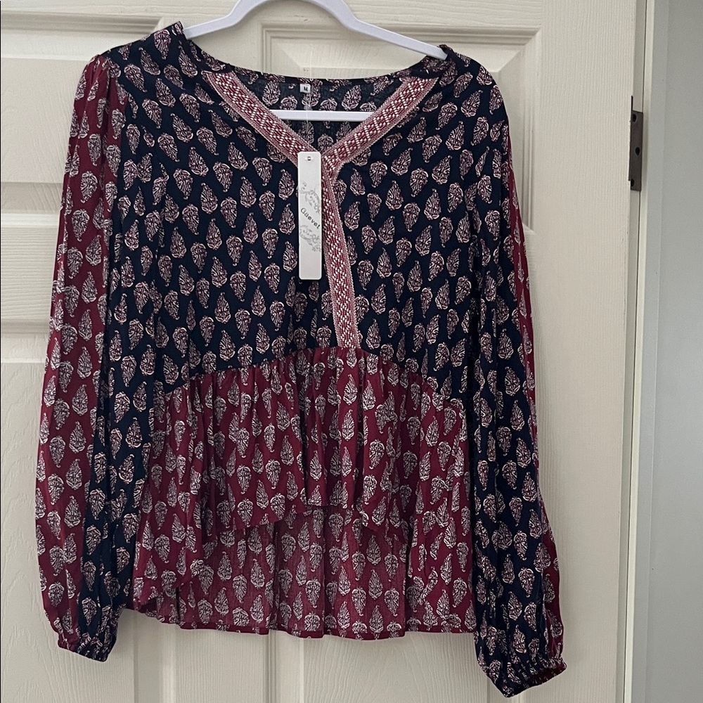 Chic Women's Paisley Blouse - Navy and Burgundy